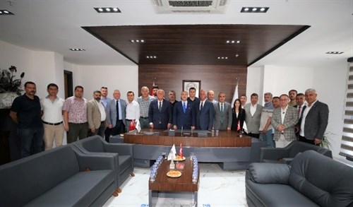 İzmir Valisi Sayın Yavuz Selim Köşger, ''Mobilya Tasarım Merkezi''nin açılışını gerçekleştirdi.