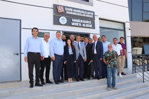 İlçe Kaymakamımız Cemil Özgür Öneği, proje kapsamında kurulan eğitim atölyelerine ziyarette bulundu.