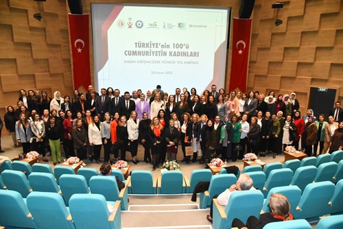 Çalıkuşu Kadın Kooperatifi, iyi uygulama örneği olarak davet edildiği etkinlikte ilçemize bir kez daha haklı gurur yaşattı. 