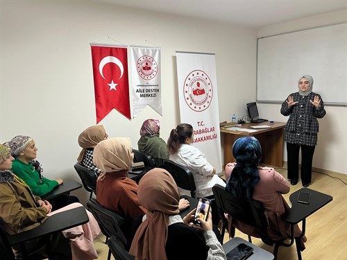 Aile Eğitimi Programı kapsamında eğitimlerimiz devam ediyor.
