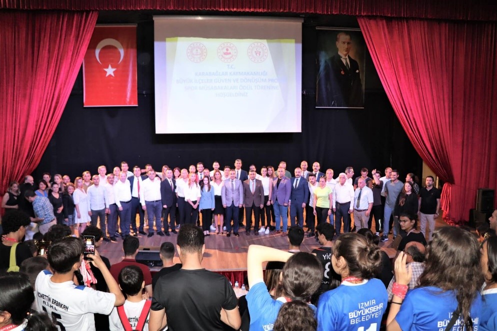 İlçemizde spor müsabakaları ödül töreni gerçekleştirildi.